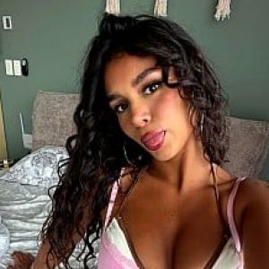 Alexia Salas