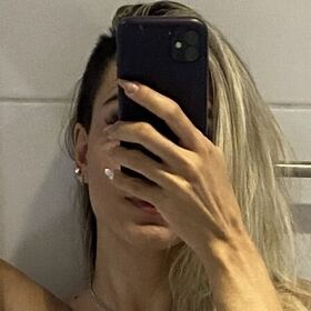 Barbiewifeet_