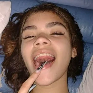 Isa_buzz06