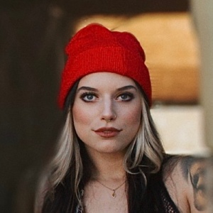 Ela Rose