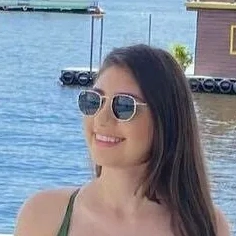 Carol Menezes