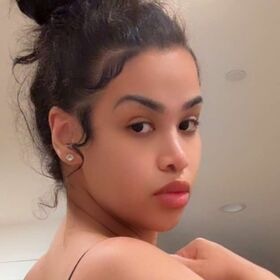 Sheismichaela
