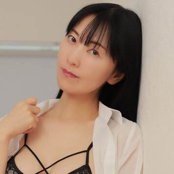 Hitomi