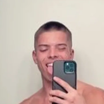 Evan Knoxx