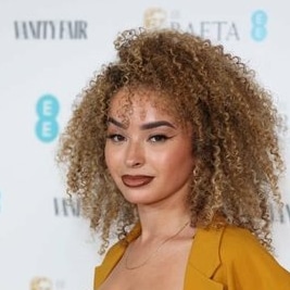 Ella Eyre